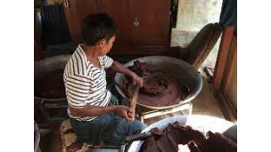 Anyar fermented bean paste business becomes thriving again