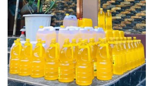 ရန်ကုန်စားအုန်းဆီရည်ညွှန်းဈေးနှုန်းသည် ၃ ပတ်အတွင်း အနိမ့်ဆုံးဈေး ၆,၅၆၅ ကျပ်သို့ ကျဆင်း