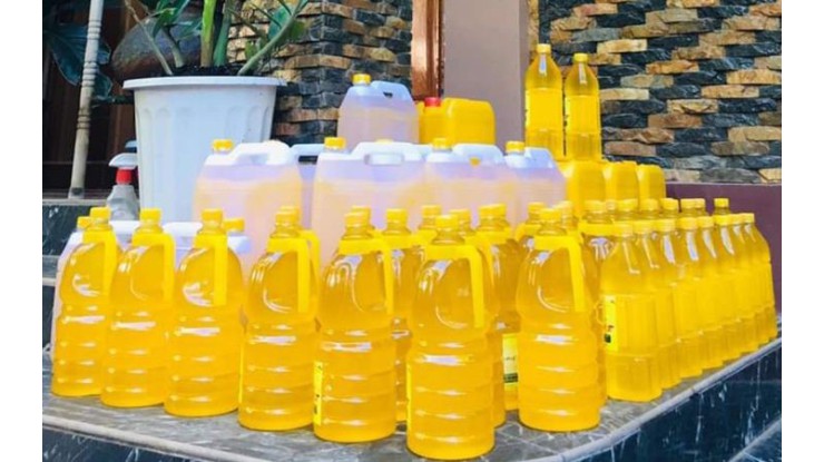 ရန်ကုန်စားအုန်းဆီရည်ညွှန်းဈေးနှုန်းသည် ၃ ပတ်အတွင်း အနိမ့်ဆုံးဈေး ၆,၅၆၅ ကျပ်သို့ ကျဆင်း