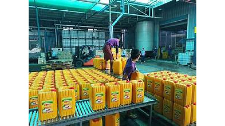 ရန်ကုန်မြို့ စားအုန်းဆီရည်ညွှန်းဈေးနှုန်း နှစ်ပတ်အတွင်း တည်ငြိမ်နေ